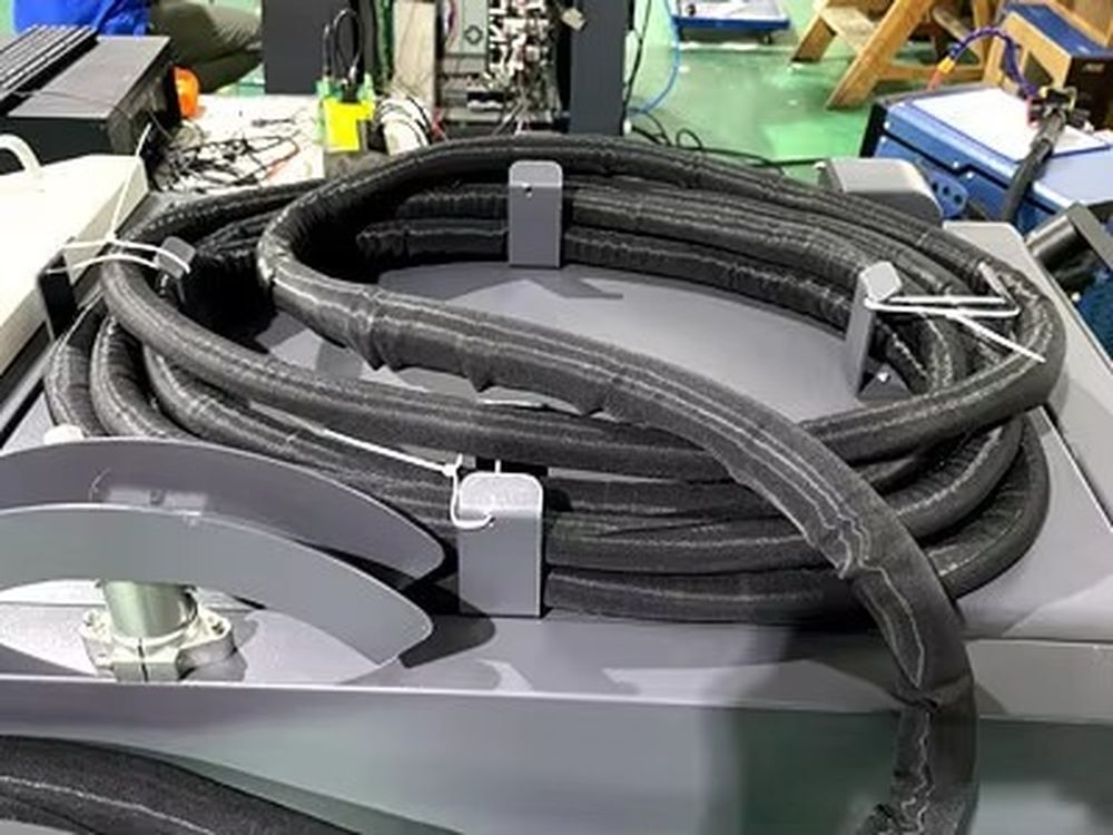 Machine de nettoyage au laser  - Industrial Laser Rust Removal Machine Price avis et prix